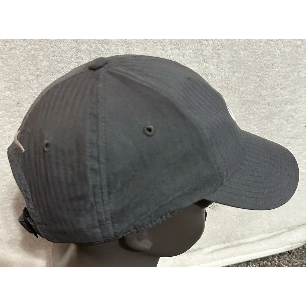 Nike mens gray